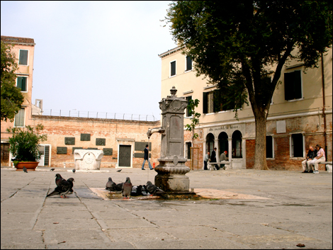 La place principale du ghetto de Venise Photo: PHB/LSDP