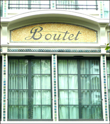 Façade de l'hôtel Boutet Bastille. Photo: MF Laborde